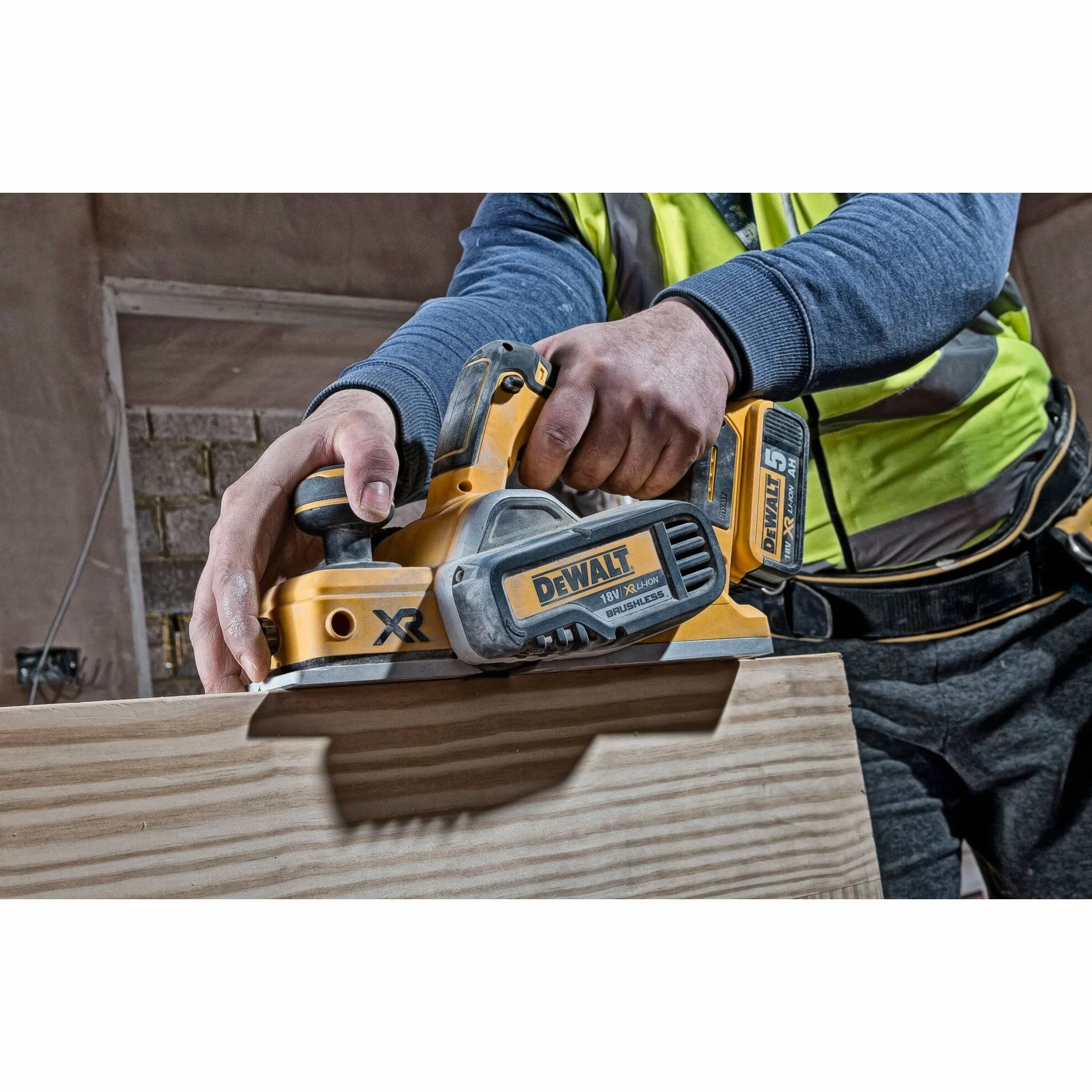 DEWALT DCP580 N-XJ Cepillo XR 18V sin escobillas Madera Cambio Rápido de Hoja Profundidad Corte 2,0mm Maletín TSTAK