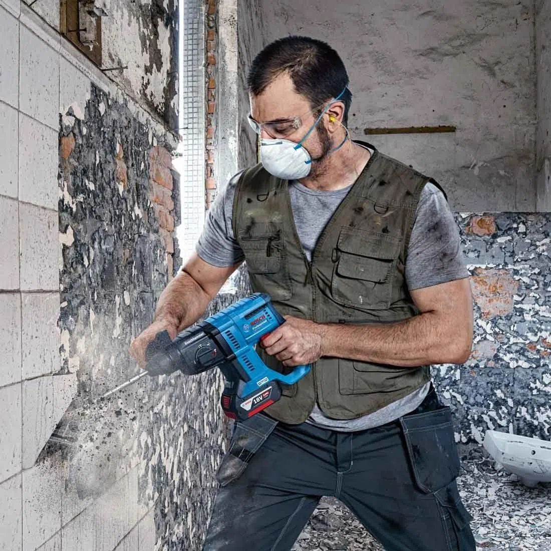 Bosch Professional 18V System GBH 18V-21 - Martillo perforador a batería (Brushless, 2,0 J, Ø máx. hormigón 21 mm, SDS plus, sin batería, en caja)