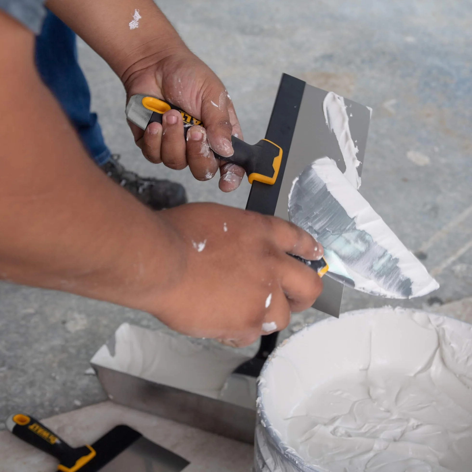 DEWALT DTXX-2-137 - Cuchillo de cinta de acero inoxidable de 12 pulgadas