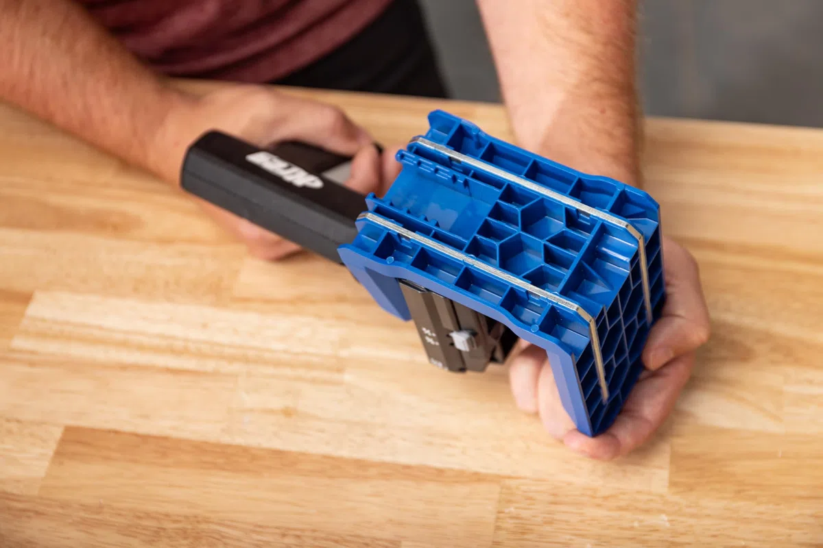 Kreg Pocket-Hole Jig 520PRO2 - Plantilla de perforación portátil y eficiente para uniones de bolsillo - Unión de madera rápida y estable - Para espesores de material de 12 mm - 38 mm - Incluye
