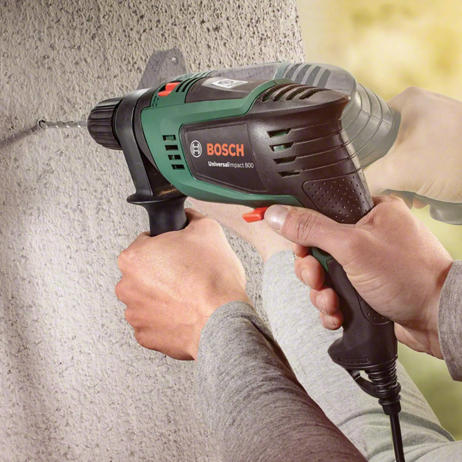Bosch Taladro percutor UniversalImpact 800 (800 vatios, maletín)