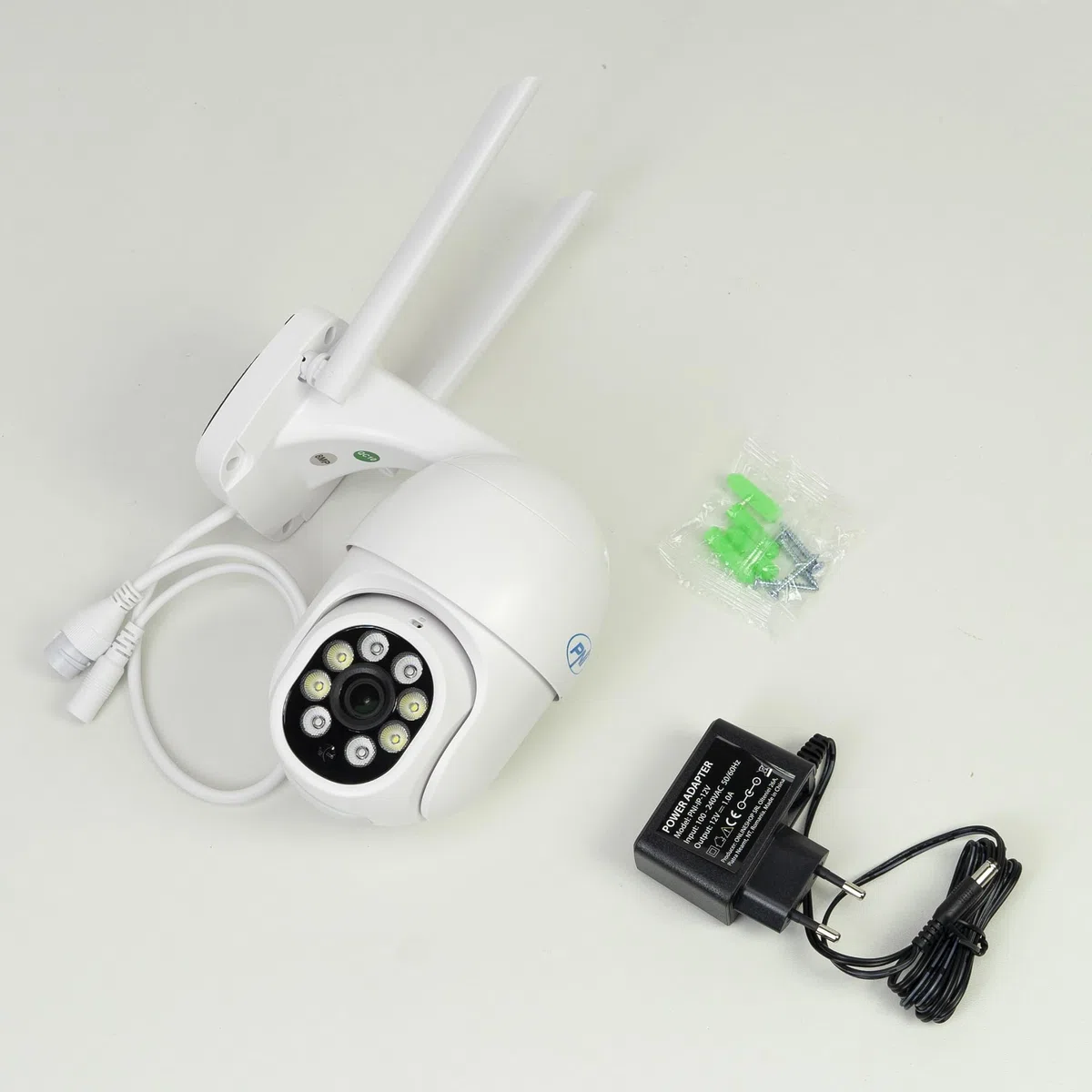 PNI Kit de videovigilancia inalámbrico House WiFi800 NVR 2 cámaras IP840 Exterior 8MP 4K IP65