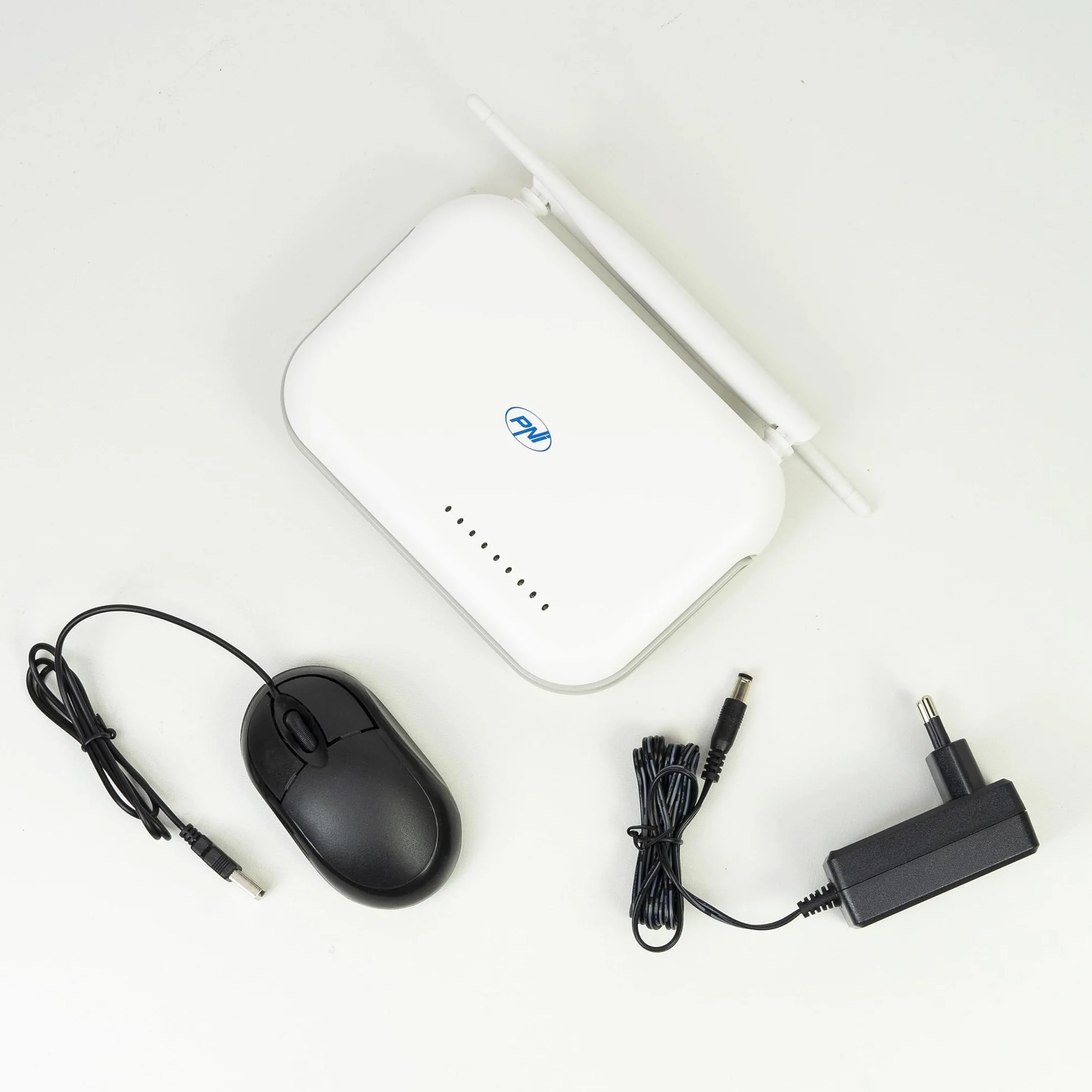 PNI Kit de videovigilancia inalámbrico House WiFi800 NVR 2 cámaras IP840 Exterior 8MP 4K IP65