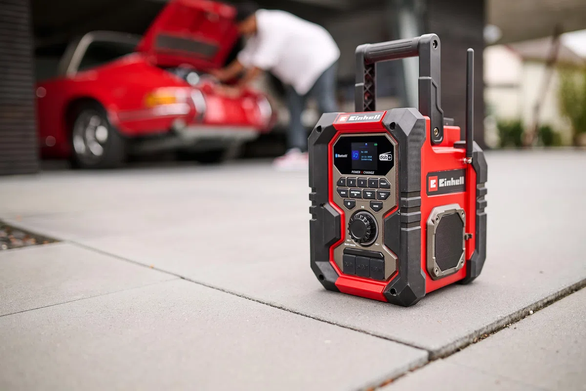 Einhell Radio de obra con batería TE-CR 18 Li DAB+/FM/BT - Solo Power X-Change (18 V, DAB+, FM, Bluetooth, AUX, USB, búsqueda automática de emisoras, pantalla TFT a color, IP65, sin batería)