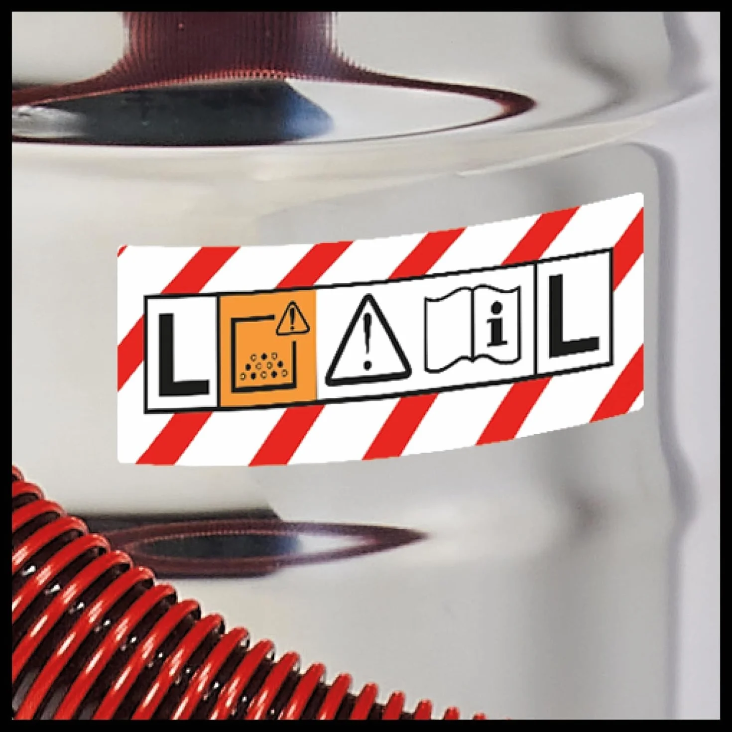 Einhell Aspirador en seco y húmedo TE-VC 2025 SACL (1200 W, Clase de Polvo L, para Polvos con valores MAK >1 MG/m³, 25 L, Limpieza de filtros, Enchufe de aparatos, Incl. Varias boquillas y filtros)