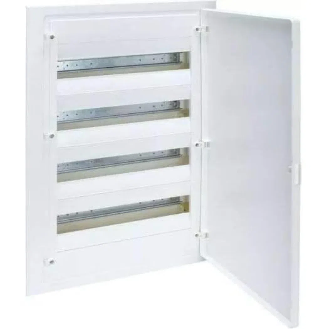 Caja empotrable golf serie VF 4 filas 72M puerta blanca regleta QC chasis