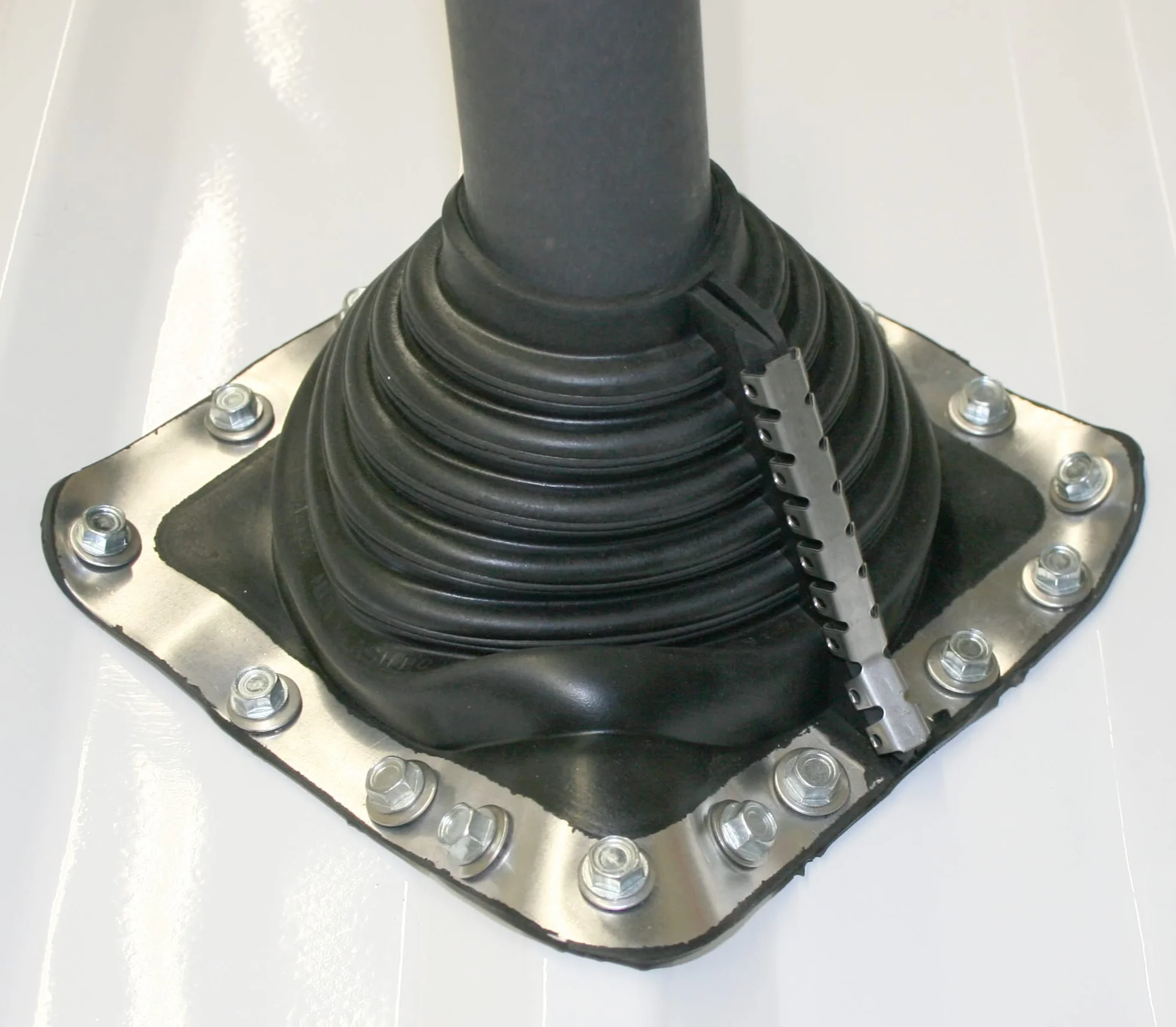 MASTER FLASH Penetración en el techo para protección contra la entrada de agua, manguito de tubo, paso del techo, paso de tubería, brida de sellado para techos de chapa Epdm No. 8 171-304 mm