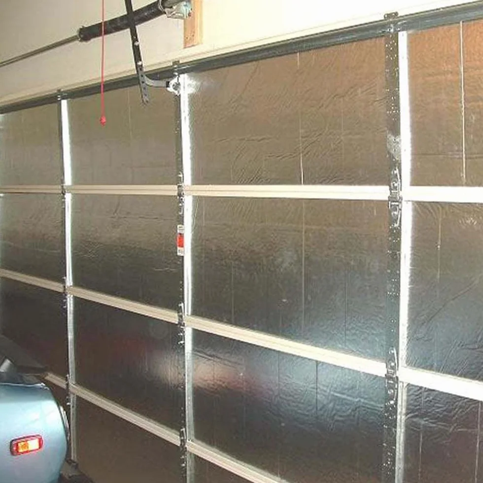 Aislante térmico reflexivo AUTOADHESIVO 100% aluminio (12m² = 10m x 1,20m). Fachadas, Ventanas, Persianas, Caravanas, Furgonetas y Coches. Fácil colocación sin herramientas