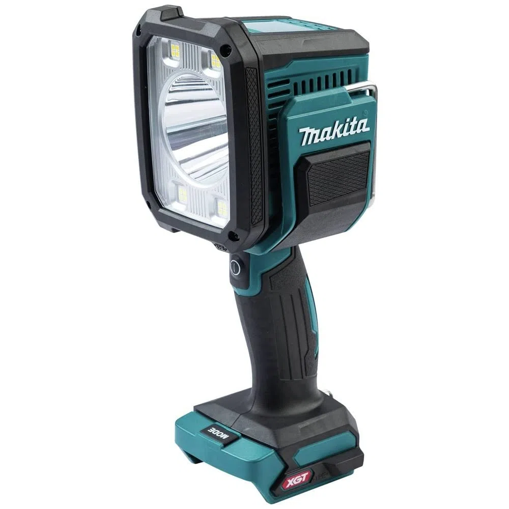 Makita ML007G Luz de trabajo inalámbrica 40V Max Li-ion XGT Baterías y cargadores no incluidos